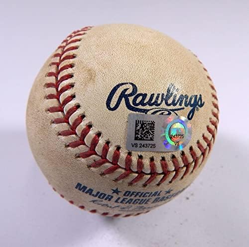 2020 Пирати Редс Използва Бейзболни топки Бауер Кебрайана Хейса, за Първи път в кариерата си игра в троен МЕЙДЖЪР лийг бейзбол, в които са използвани бейзболни топки